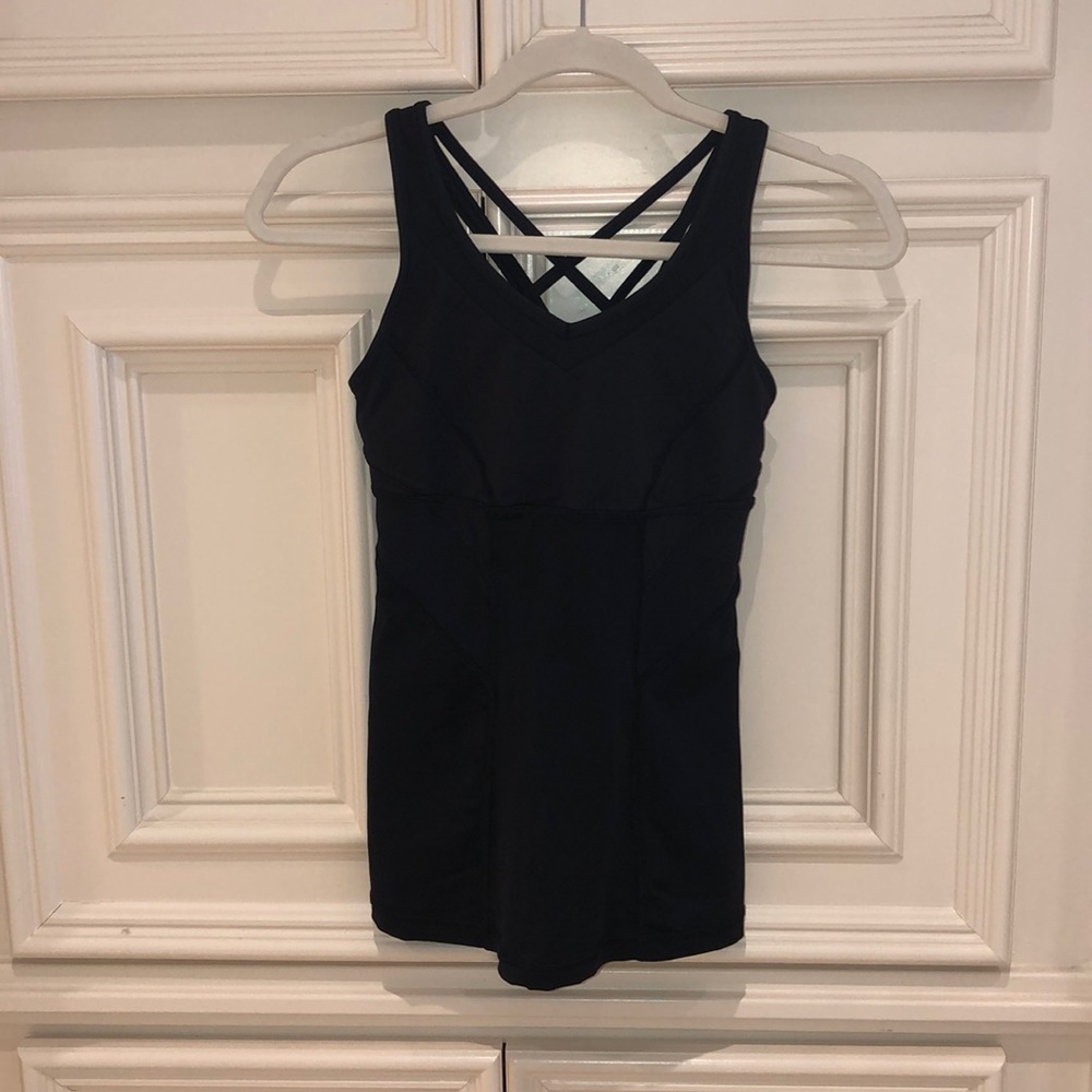 Lululemon size 6 black tank top